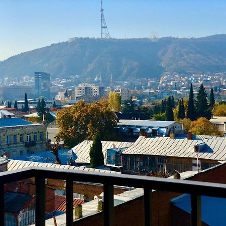Tbili Hotel Тбилиси Экстерьер фото