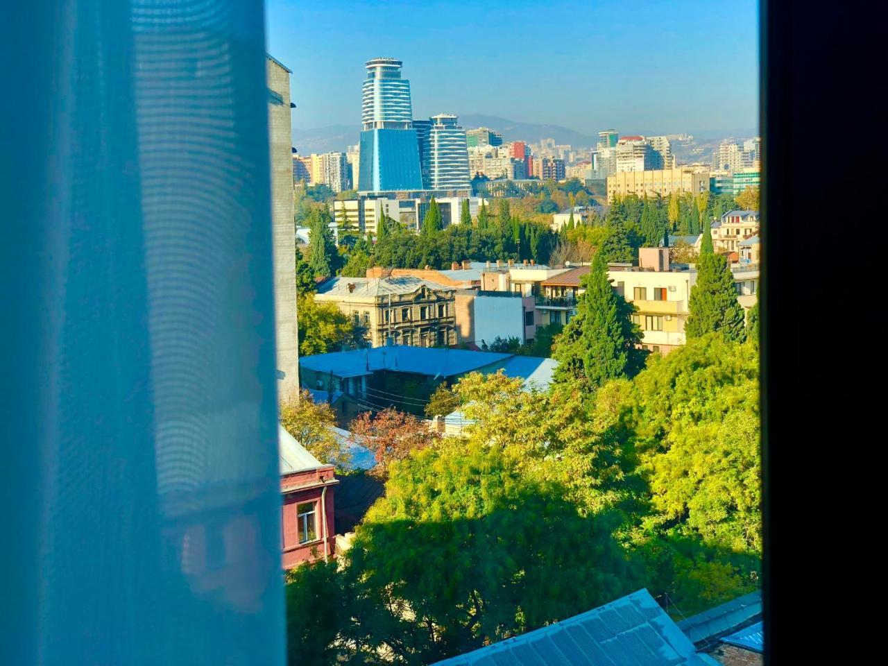 Tbili Hotel Тбилиси Номер фото