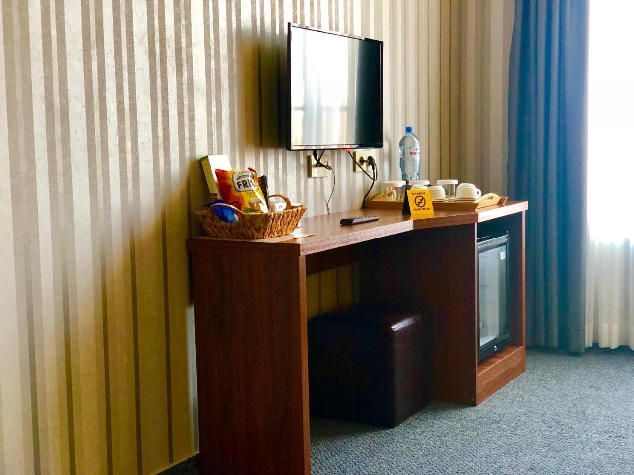 Tbili Hotel Тбилиси Номер фото